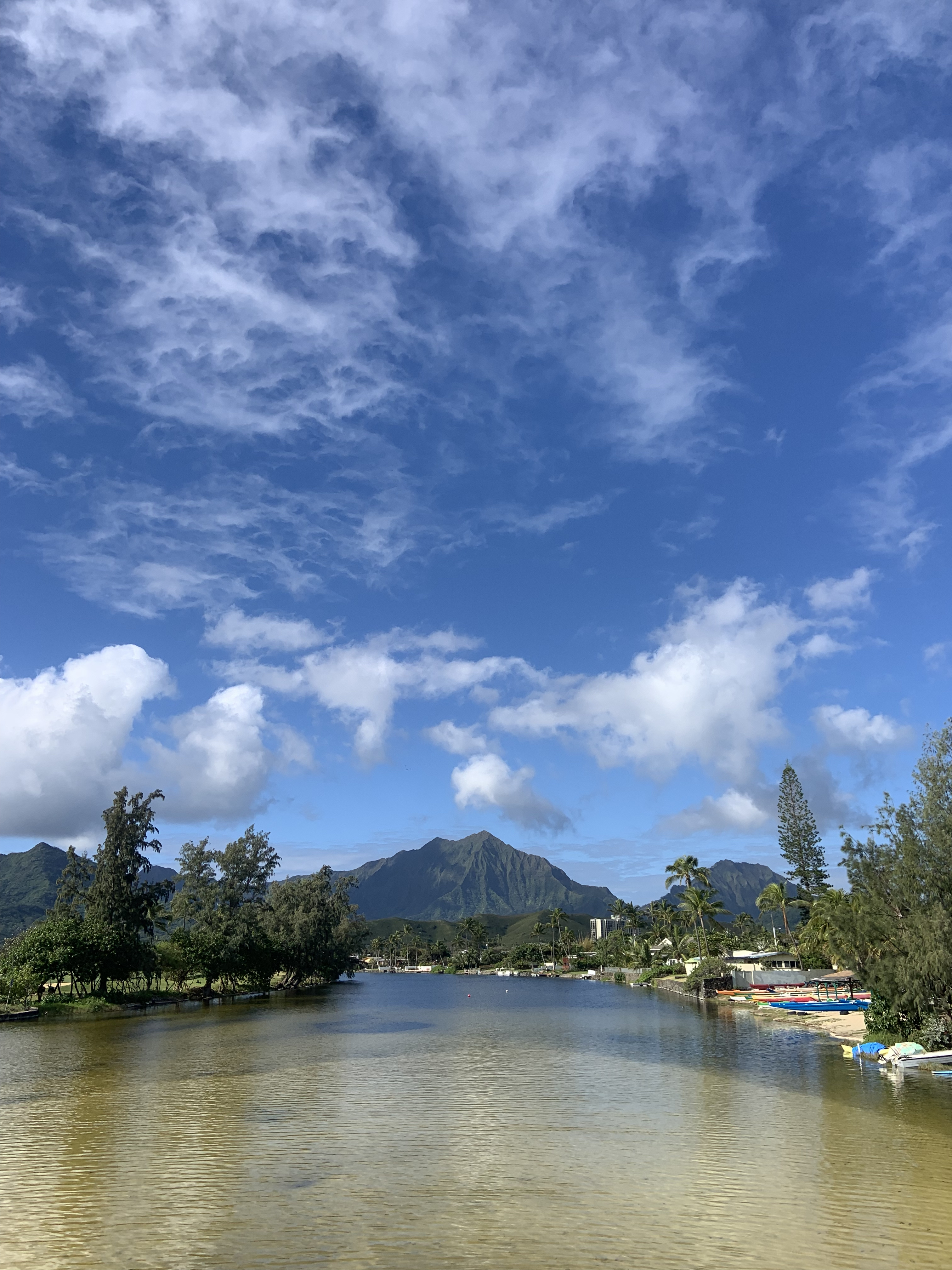 Kaelepulu Canal, it connects to the ocean at Kailua Beach Park via the Kaelepulu Canal, and which is also known as Enchanted Lake.